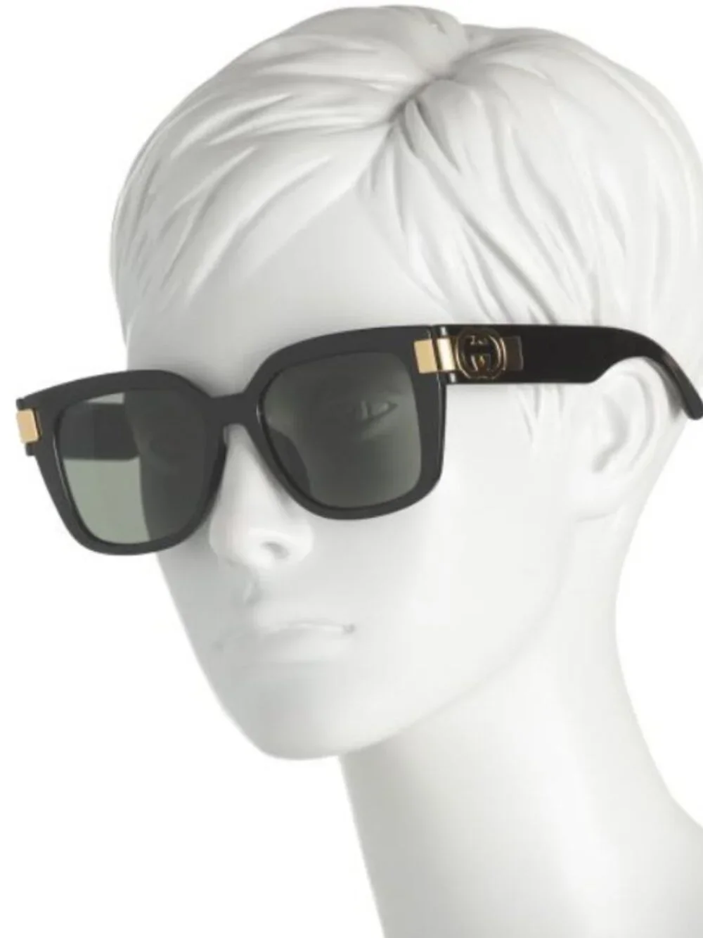 Gucci, 54mm square sunglasses almost brand new!